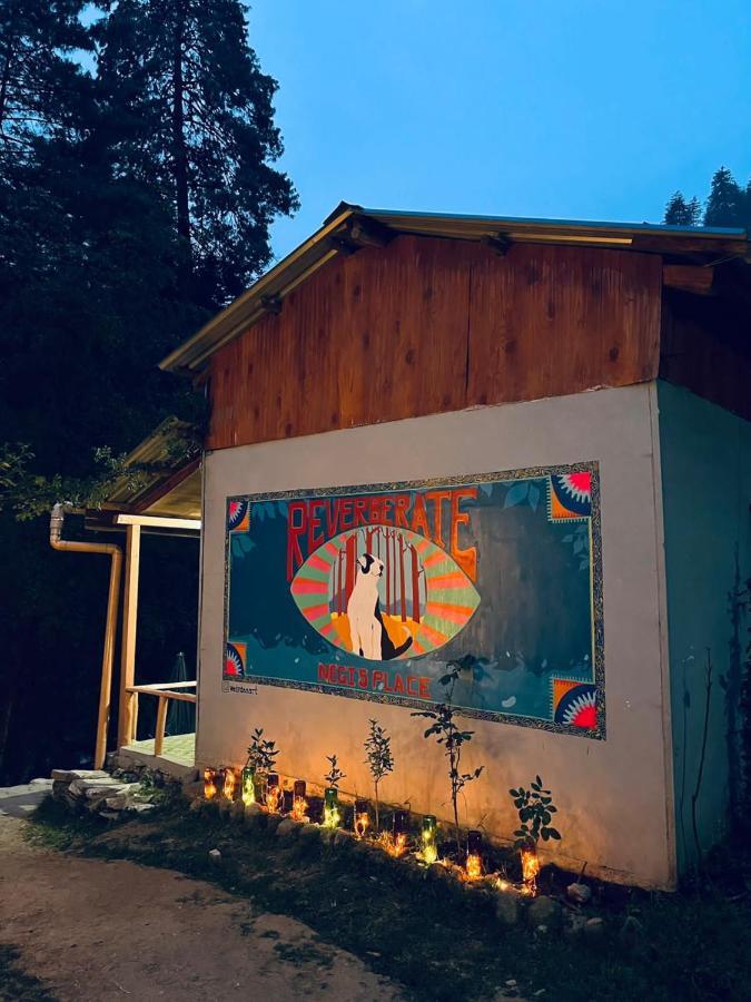 Reverberate Cafe & Cottages - Negi'S Place Jibhi Esterno foto